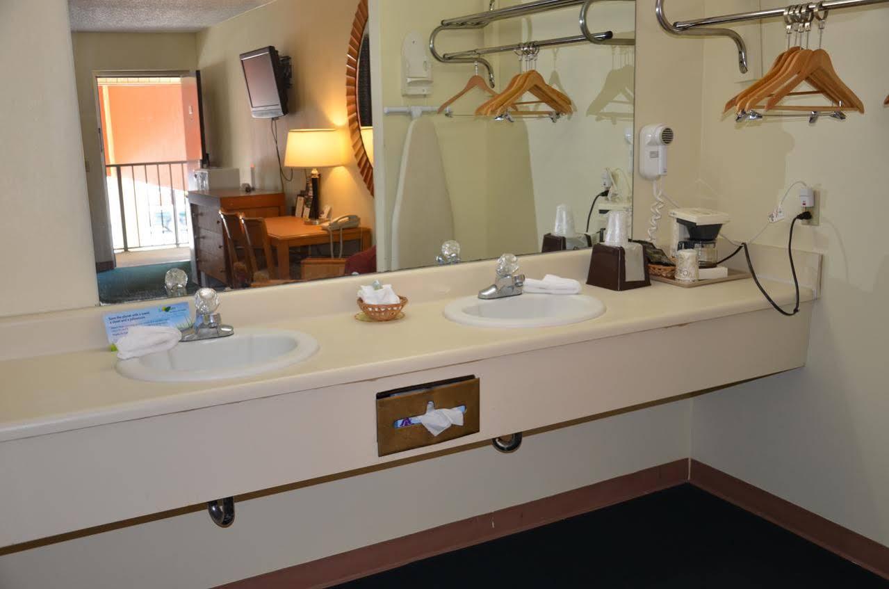 Days Inn Cheraw Luaran gambar